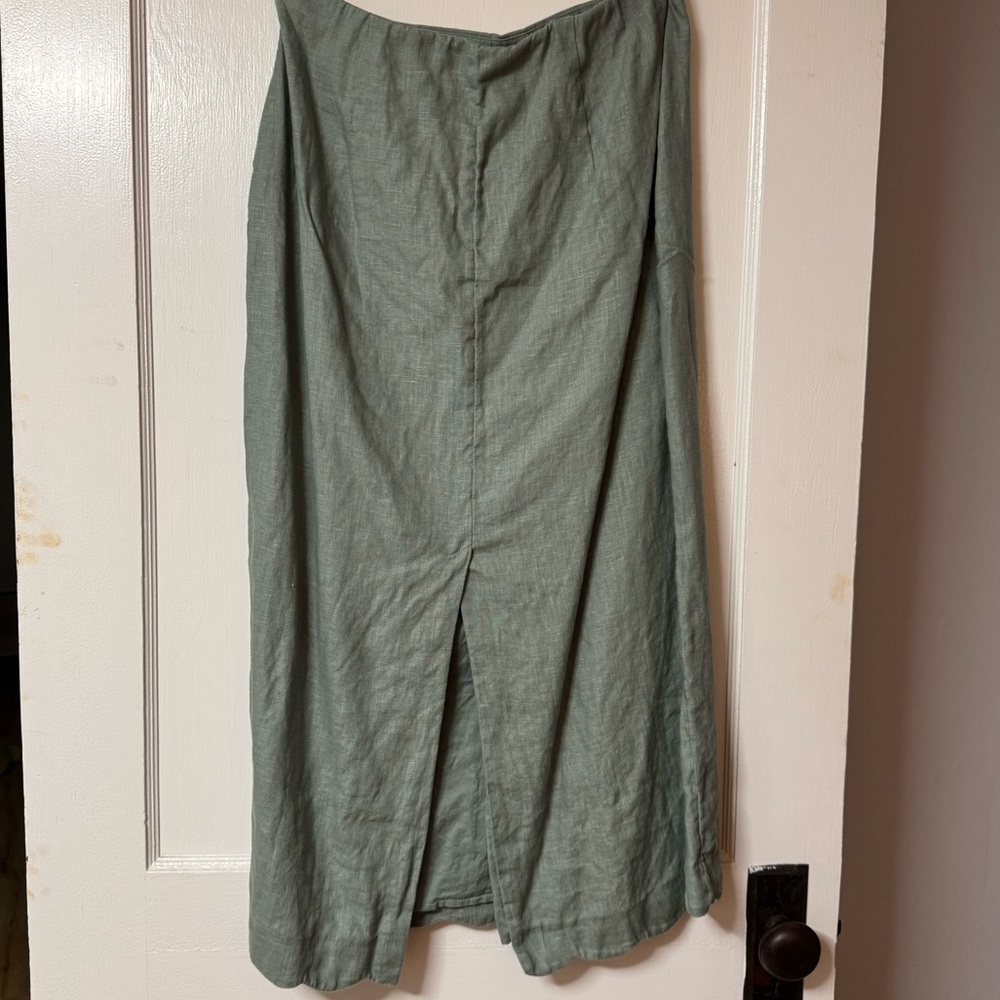 Abercrombie Linen Collection Vest and Skirt Set - Picture 9 of 10